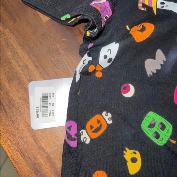 New Disney Mickey Mouse Jack-o'-Lantern Halloween Top for Women size M - Picture 3 of 3